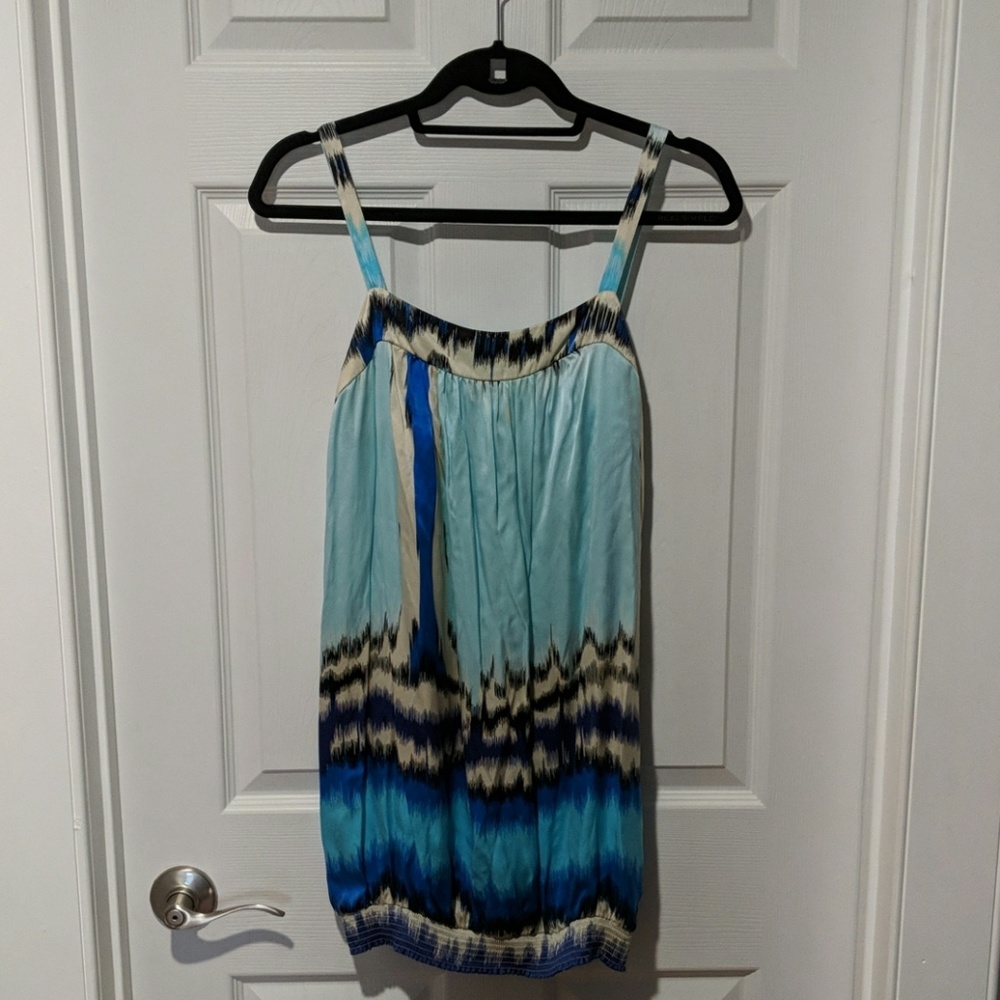 Gorgeous PRINT Kensie 100% silk tank